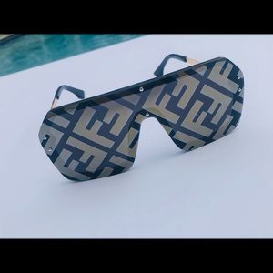 Oversized Sunglasses with printed FF on lenses